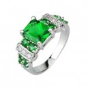 Luxusní dámský stříbrný prsten zelený Swarovski krystal J3861