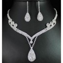 Luxusní set - štrasový náhrdelník + náušnice 