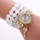 Moderní dámské hodinky osázené krystaly a přívěškem bílé