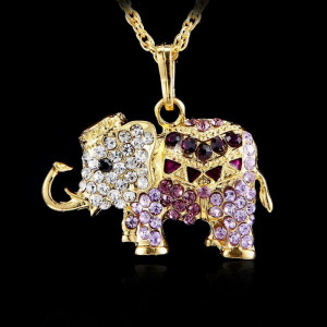 Módní dámský řetízek s přívěškem slon s krystaly - fialový